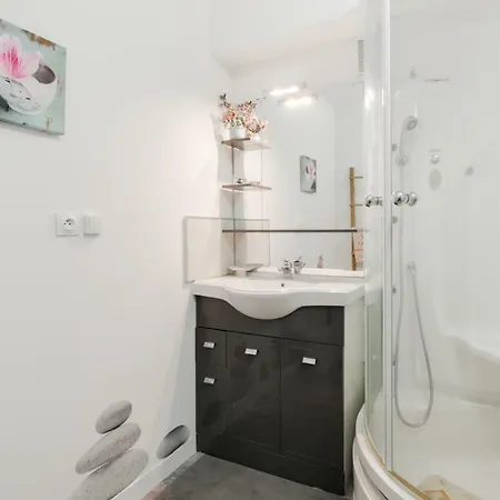 Apartament Le Du Mail